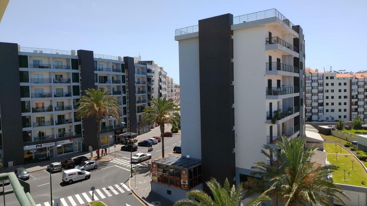 Forum Madeira Ajuda Apartment